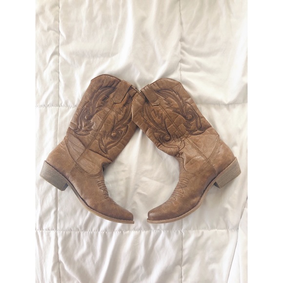 Coconuts by Matisse Shoes - • Country Road •